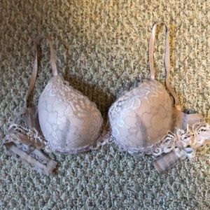34b Marilyn Monroe bra